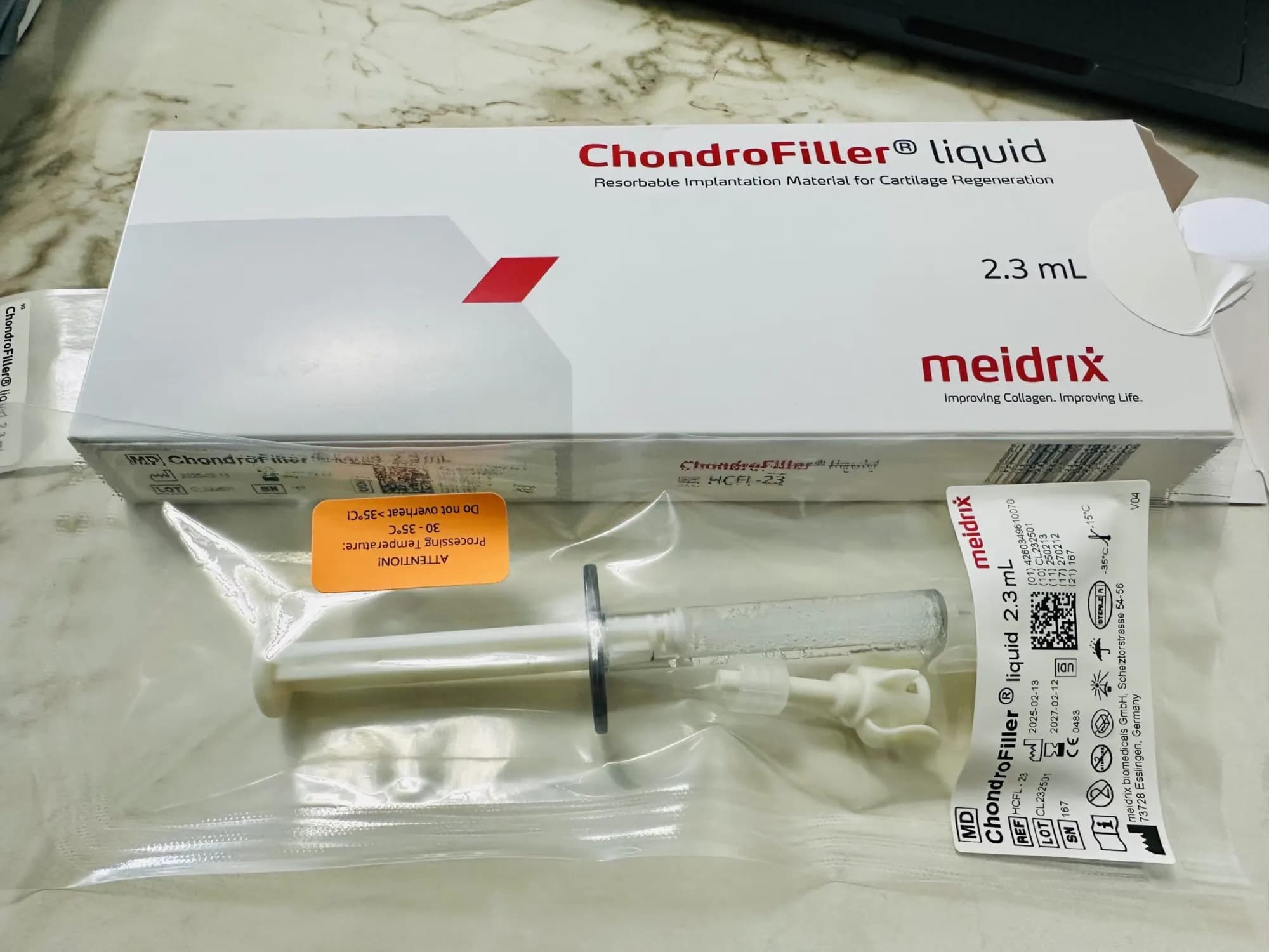 ChondroFiller liquid 2.3 ml pack with the dual-chamber syringe in its sterile blister